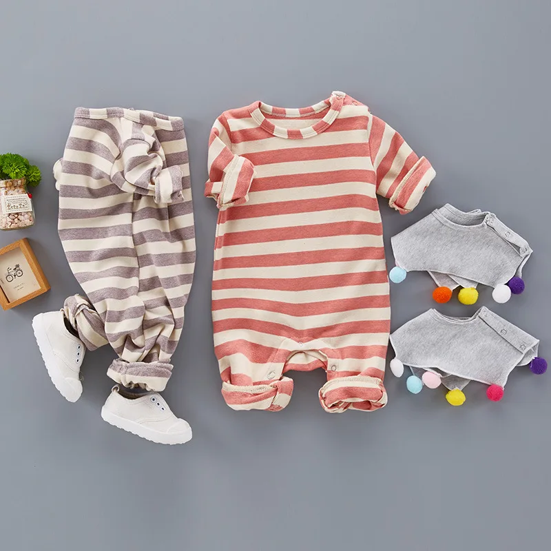 2017 simple fashion design baby long-sleeves overalls colorful balls rompers 6-18Months boy and girls pompom Free shipping | Детская
