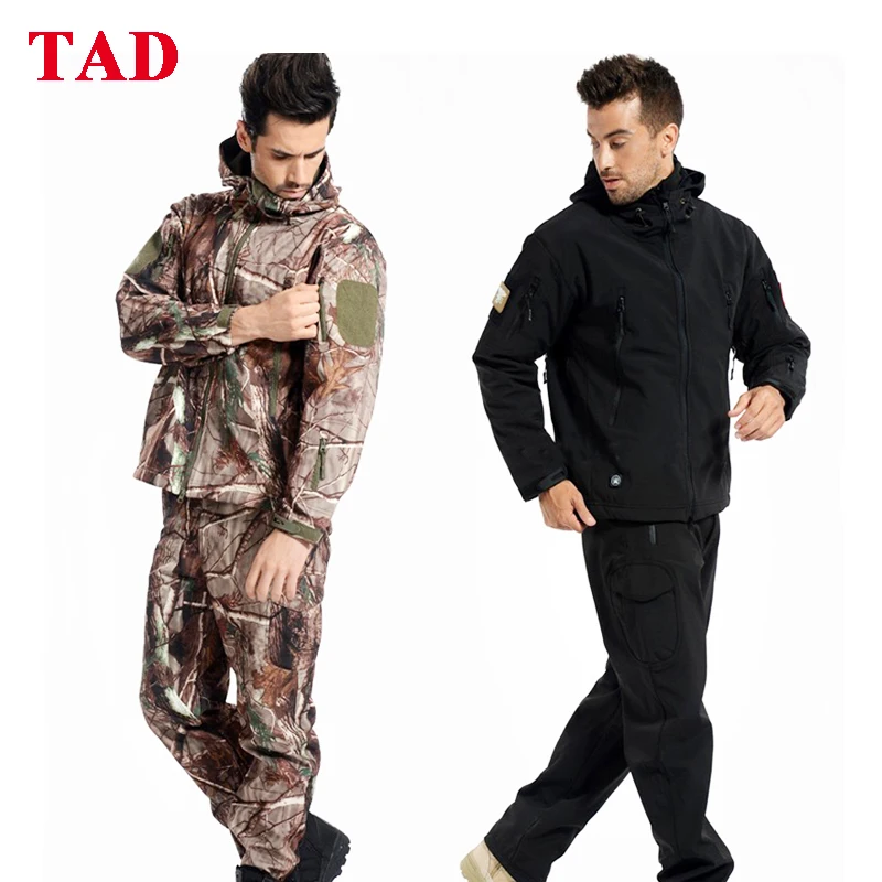 

Tactical SoftShell Camouflage Jacket And Pants Men Sport Set Army Waterproof Clothes Military Fleece Lining Windbreaker