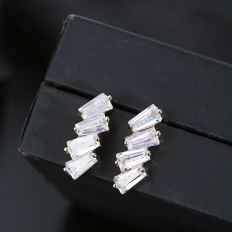 Квадратные серьги из циркона женские серьги-гвоздики золотистого/серебристого