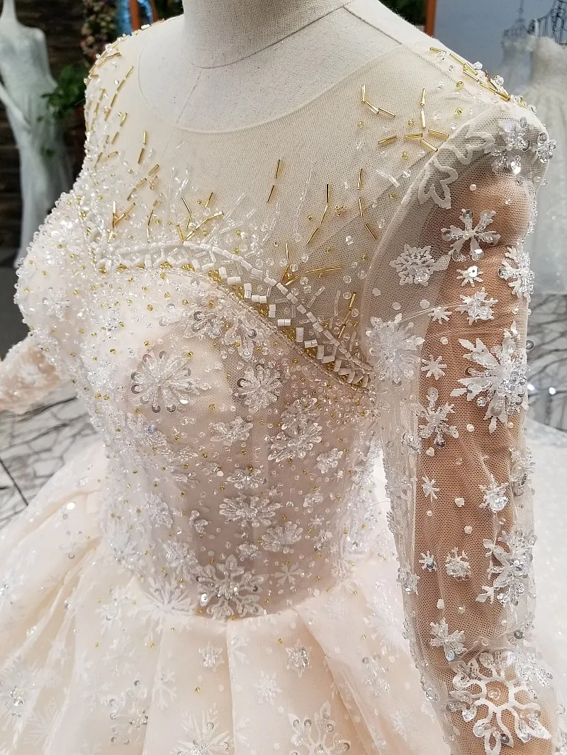 

Champagne Lace Wedding Dresses Full Sleeves Beaded Sequined Ball Gown Chapel Train Long Lace up Bridal Gowns Luxury Customize
