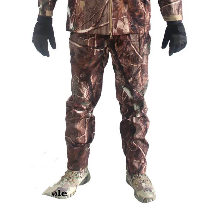 

TAD Shark Skin Waterproof Windproof Outdoors Hike CS Camouflage Hunter Pants Men Fleece Trousers Military Army Pants