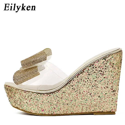 Eilyken/Новинка года; прозрачные Шлепанцы из ПВХ; женские летние шлепанцы на платформе с открытым носком и бантом со стразами; размеры 34-40 - Цвет: Golden