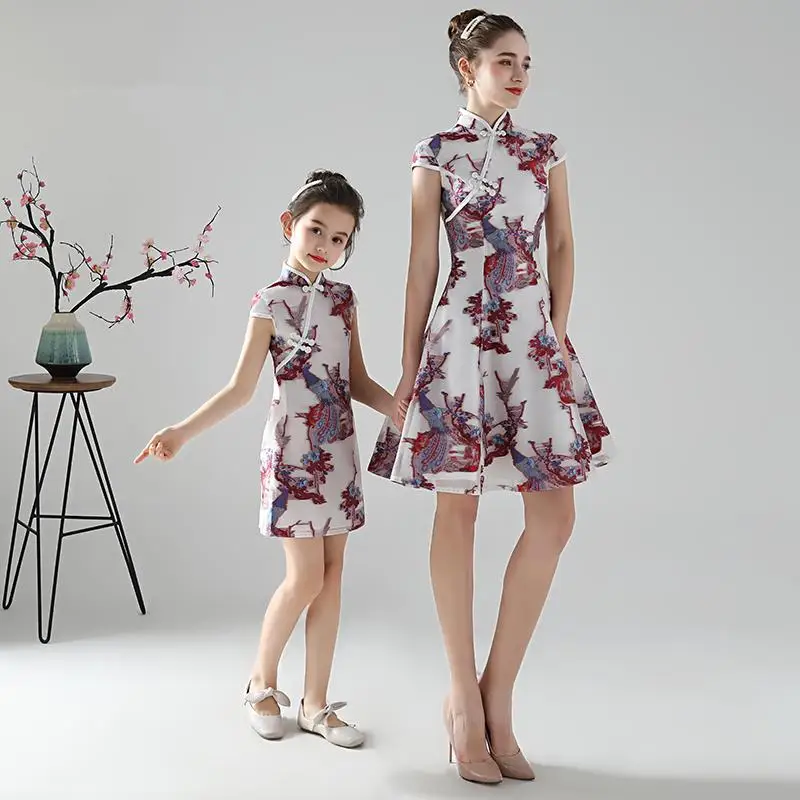 Платье Qipao для мамы и дочки платье Ципао с цветочной вышивкой вечерние платья