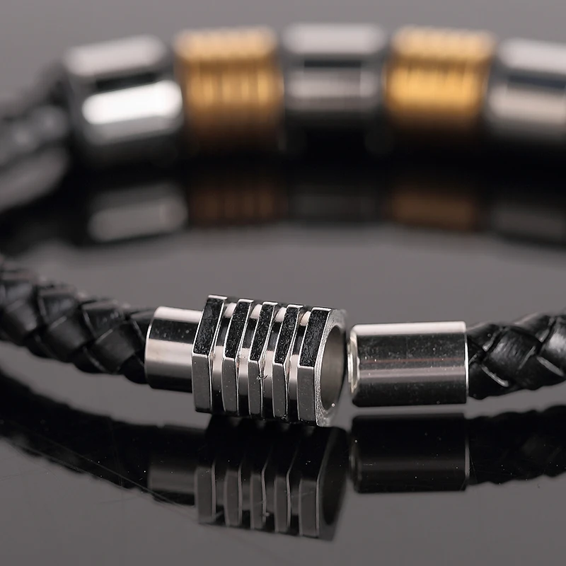 Мужской браслет из нержавеющей стали кожаный золотого цвета с магнитной пряжкой