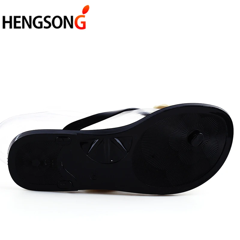 Женские летние шлепанцы ярких цветов модные женские на плоской подошве с