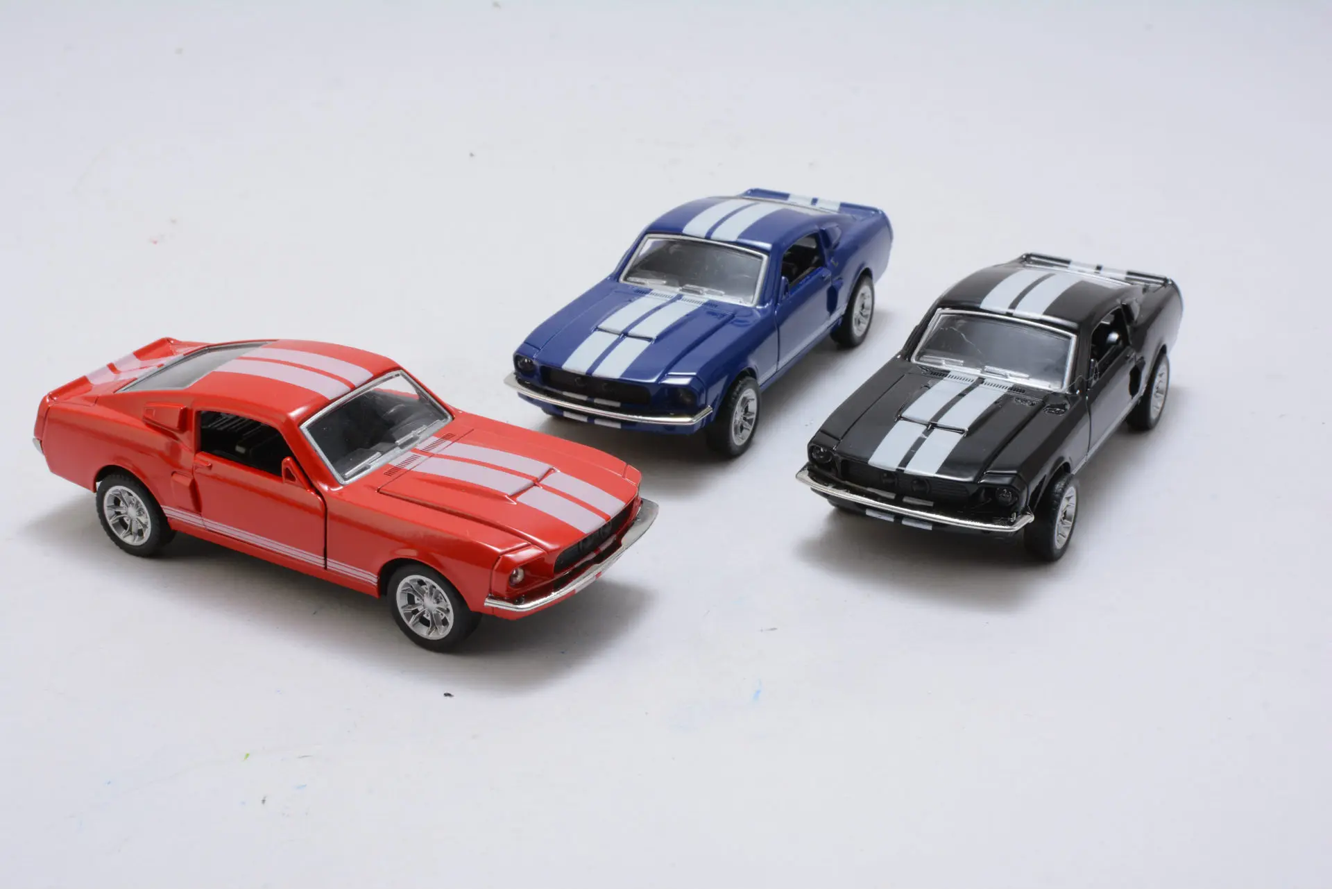 1:32 Высоковольтная модель автомобиля из сплава машины Mustang игрушки 2