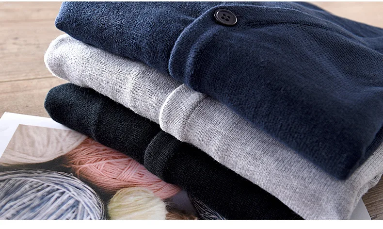 

Cotton Sweater Men Long Sleeve Cardigan Mens V-Neck Sweaters Loose Solid Button Fit Knitting Casual Style Clothing New