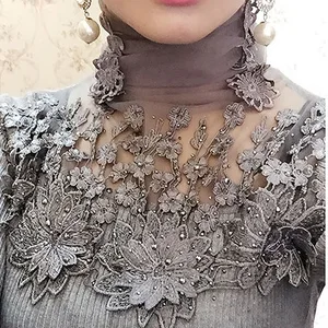 Свитер женский весенне-осенний трикотажный, с вышивкой и воротником-хомутом