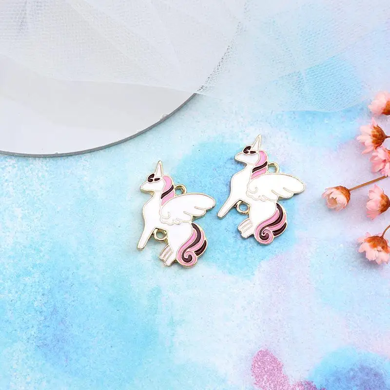 19-Flying-unicorn Единорог амулеты Эмаль Подвеска из сплава для изготовления ювелирных изделий, ручной работы Единорог Золотой кулон подарки для девочки-так волшебно! 20 шт./лот - Окраска металла: 19-Flying-unicorn