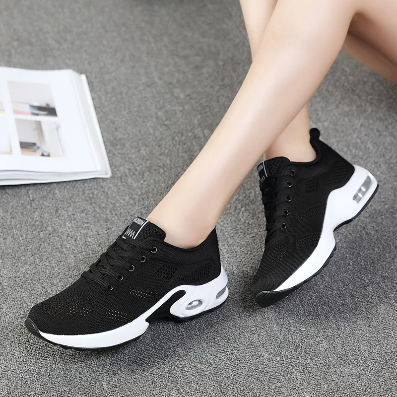 

New Summer Women Sport Running Shoes Outdoor Breathable Mesh Women Sneakers Athletic Cushioning Shoe Trainers high thick sole