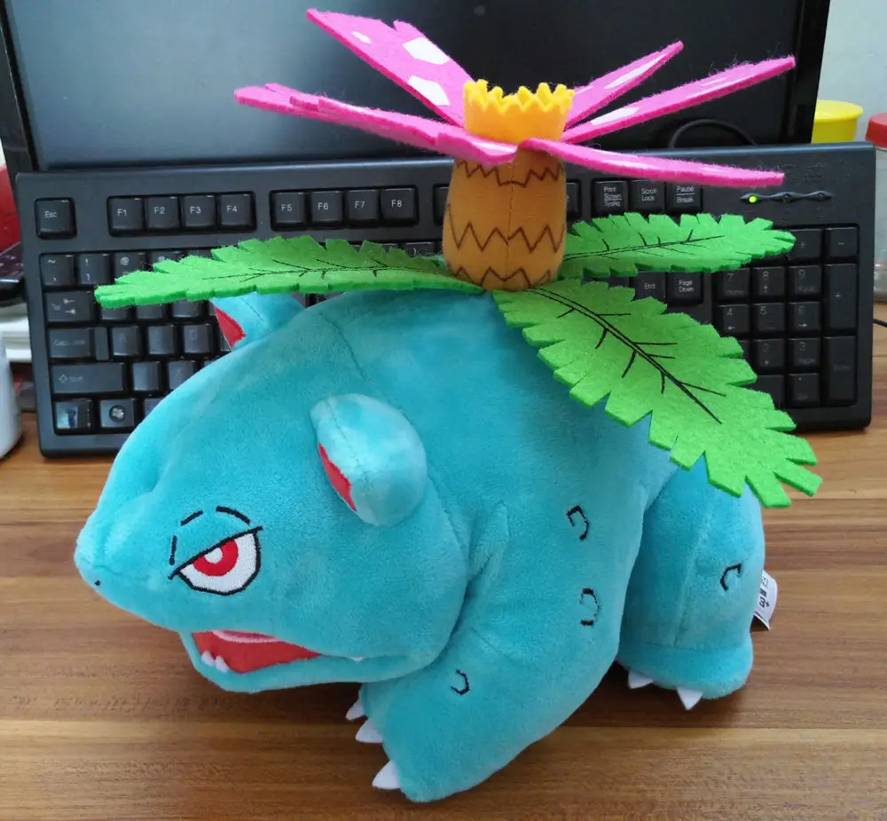 Игрушка плюшевая в виде покемона Venusaur голубого цвета Charizard JUMBO мягкая игрушка