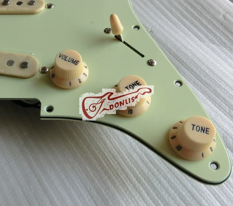 Donlis prewired Гитара pickguard Проводная Alnico Гитара pickguard мятный зеленый SSS загруженная Гитара pickguard сборка