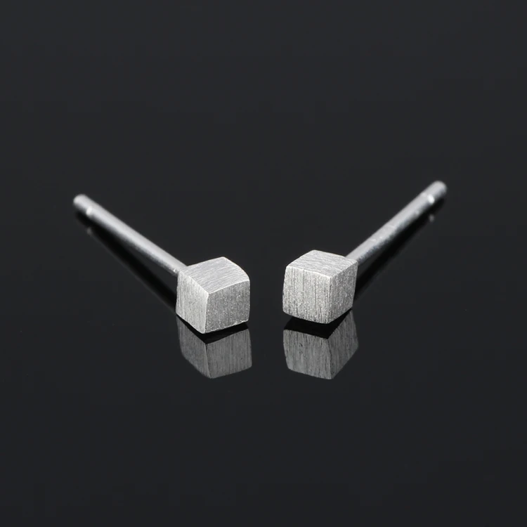 2017 новые поступления серебряного цвета кубические Коробочные серьги для женщин