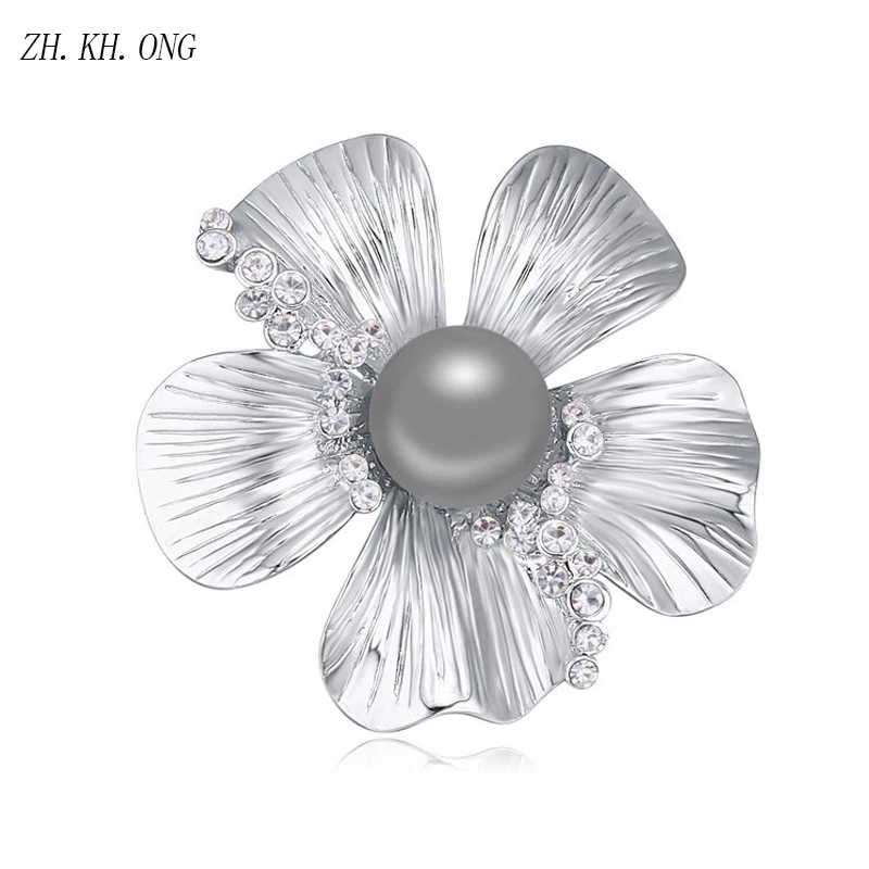 ZH.KH.ONG Vintage Style Imitation Pearl Flower Brooch Elegant White Rhinestones Brooches and Pins for Women jewelry X51 | Украшения и
