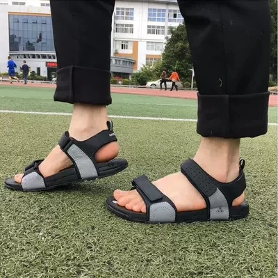 Кожаные сандалии для мужчин лето 2019 г. Новые Модные дышащие мужская пляжная обувь