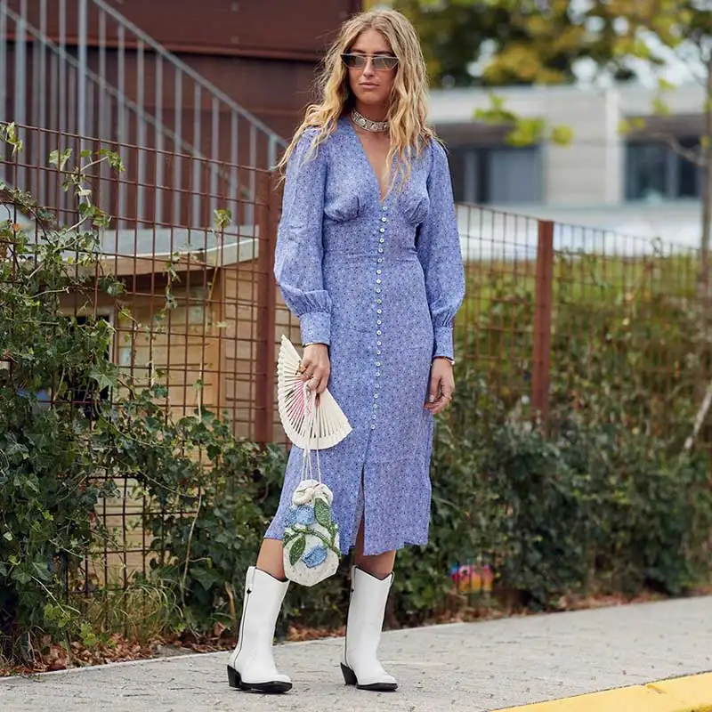 Платье на пуговицах с длинным рукавом и глубоким v образным вырезом приталенное