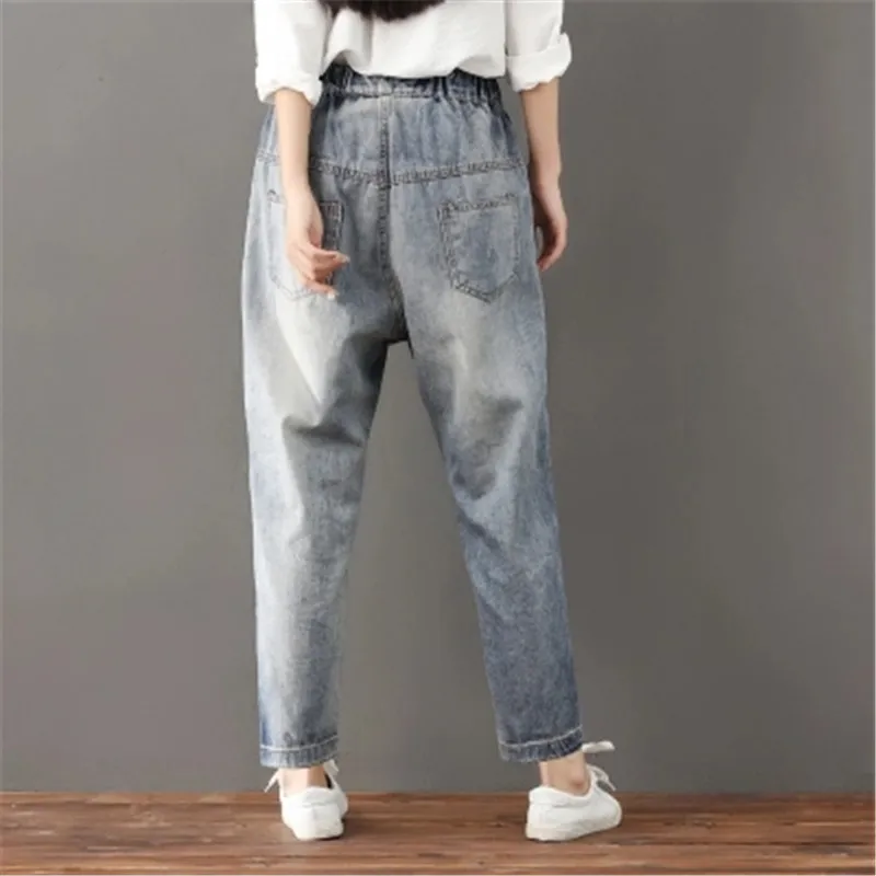 2018 New Jeans Plus Size Women Autumn Hole Harem Pants Floral Elastic Waist Show Thin Vintage Capris Blue ZY2383 | Женская одежда
