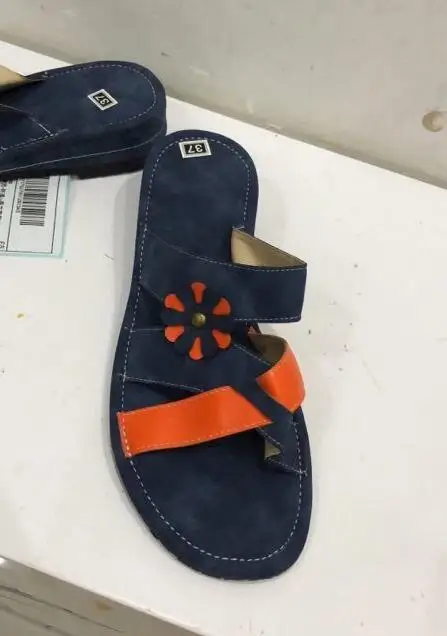 Красный Size35-43 босоножки на танкетке; сезон лето; коллекция года; сандалии-гладиаторы; женские шлепанцы с ремешками; женские Вьетнамки в римском стиле; уличные повседневные сандалии; Femme - Цвет: Красный