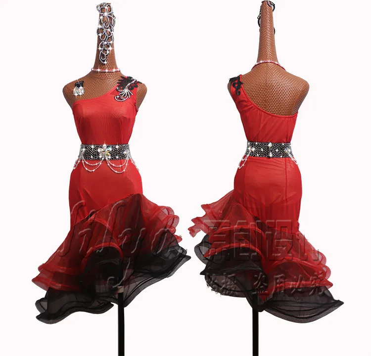 

Fashion Latin Dance Dresses Women Performance Dress Service Black Red Transition Color Oblique Shoulder Fish Bone Curling Skirt