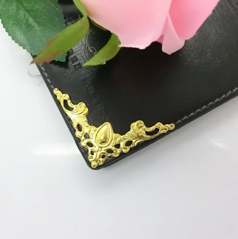 Оптовая продажа Фотоальбом Угол давления угол протектор защищает золотой цвет