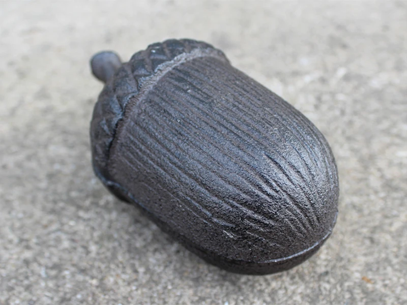 Primitive Style - Heavy Rustic Cast Iron Acorn Hide-A-Key (Dark Bronze Accented in Rusty Brown Finish Use Indoor or Outdoor | Дом и сад