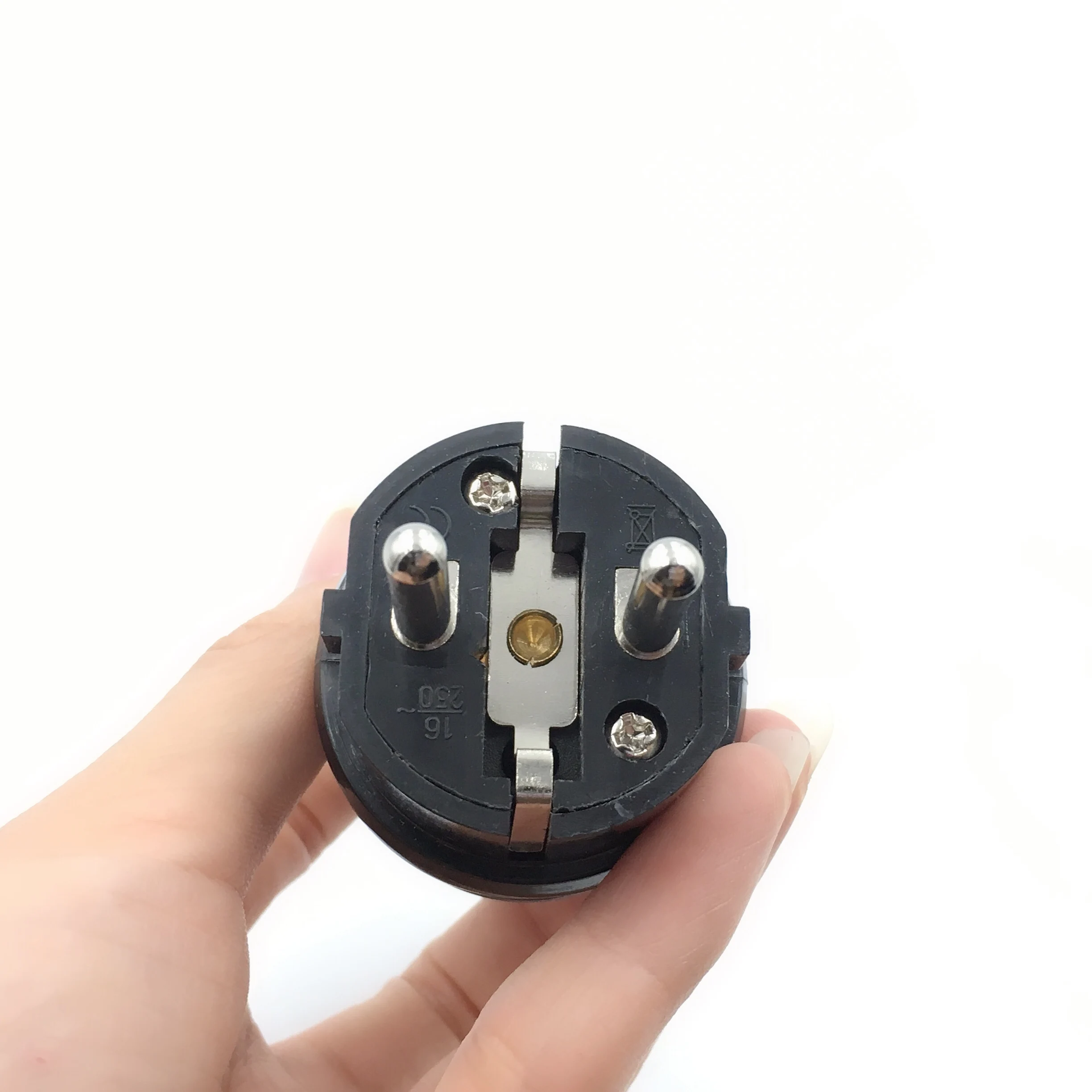 Европейский ЕС KR немецкая штепсельная вилка адаптер 250 V 16A IP44 водонепроницаемый стандарт Евро Schuko 2 Круглый штекер открытый дорожный адаптер питания