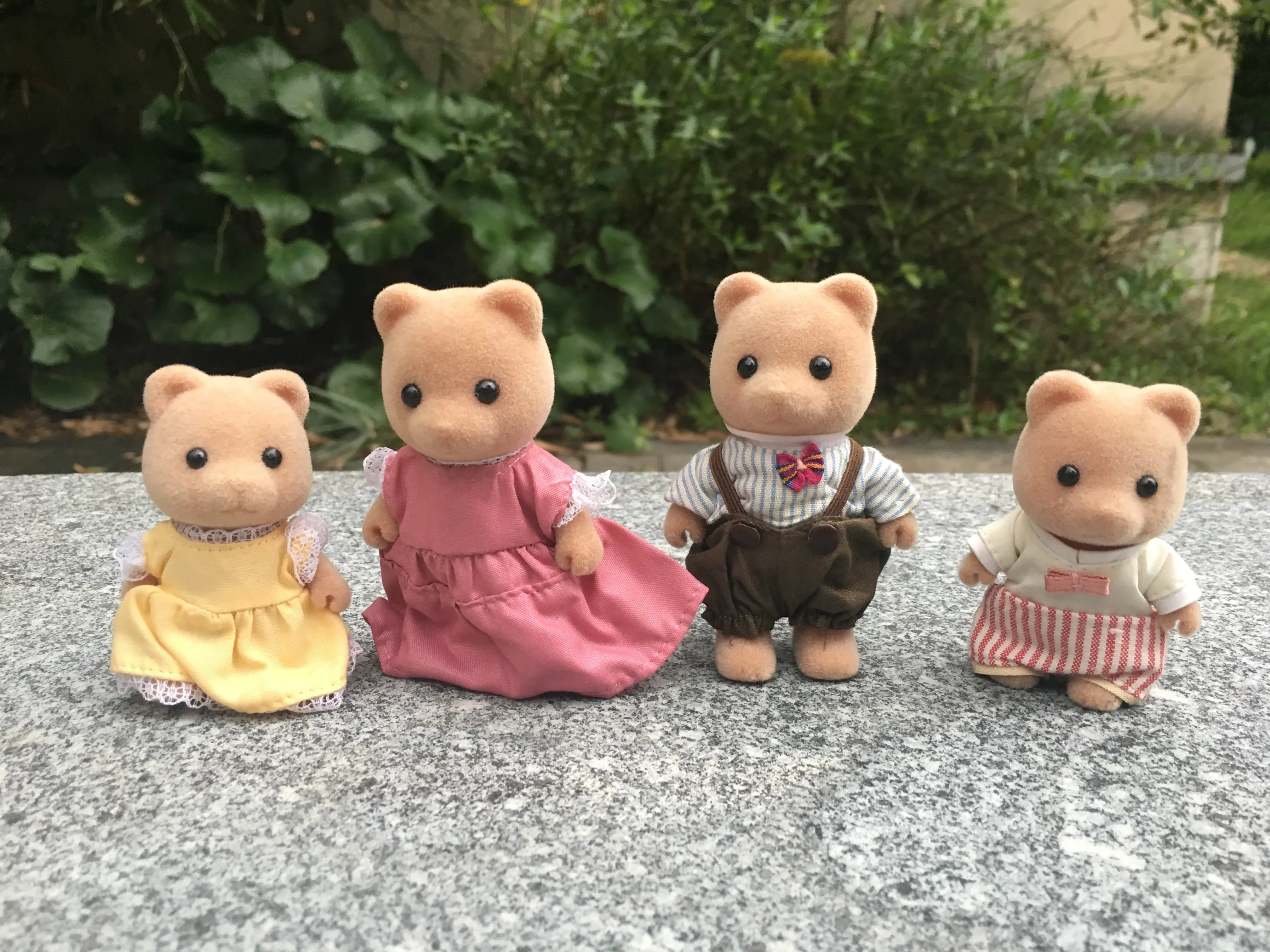 Geniune Sylvanian Families 10 шт. пушистые фигурки Набор собак/Squrriels/медведь/мышь/овца случайный без посылка