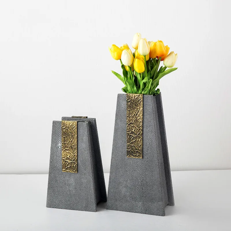 

New Metal Vase Modern Home Decoration Living Room Table Flower Vase Vase For Wedding Decoration