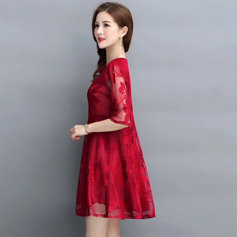 

Women's fashion Mesh dress vintage V-Neck Half sleeve Lace dress Summer new black temperament Large size A-Line dress