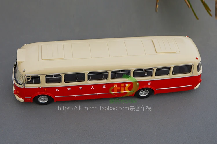1/43 масштабная модель автомобиля игрушки SKODA KROSA литой металлический автомобиль автобус модель игрушки для коллекции подарок детям с коробкой