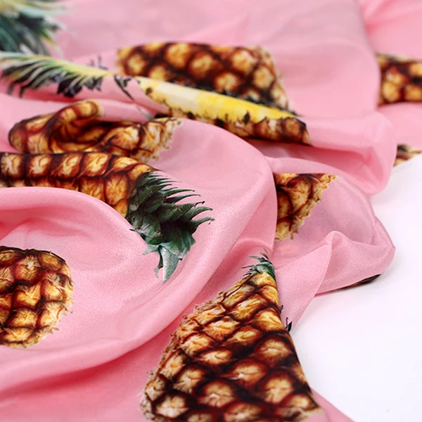 Тропический ананас Печатный шелк двойной ткани креп 140 см * 16 мм/цифровой стрейч - Фото №1