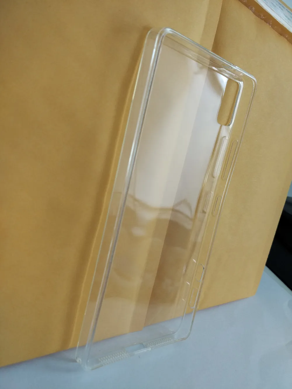 lenovo vibe shot z90-7 ультра прозрачный силиконовый чехол для lenovo vibe shot z90-7/Z90-3 хорошего качества+ отслеживание