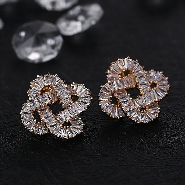 Женские серьги пусеты с блестящим цирконием из стерлингового серебра 925 пробы