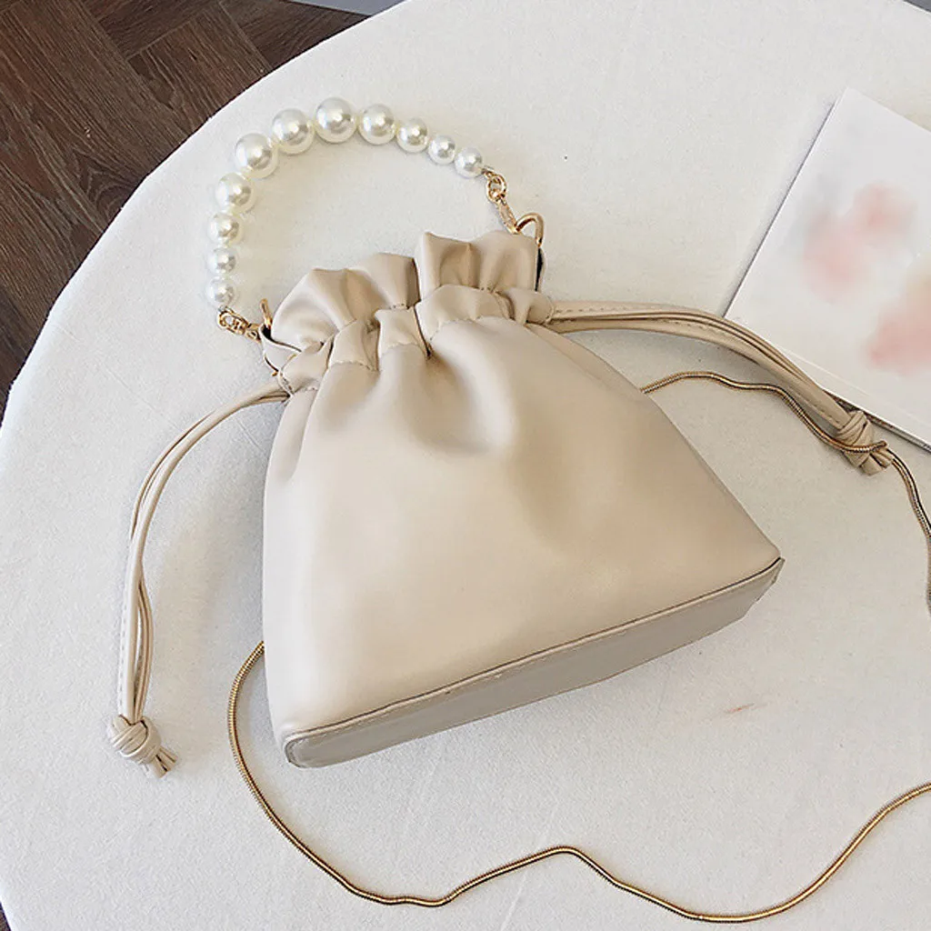 Женская сумка ведро с цепочкой летняя маленькая из искусственной кожи жемчугом
