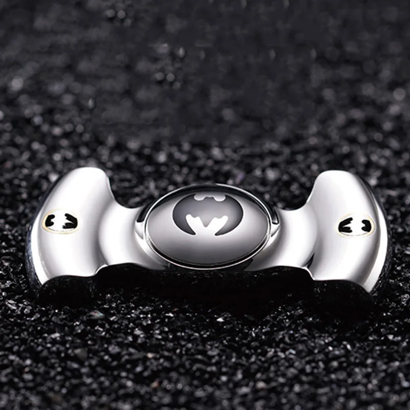 Fegve Нержавеющая сталь Блестящий Бат Форма ручной Спиннеры выгравированным