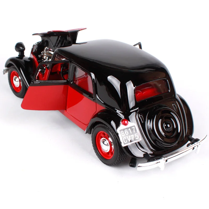 Bburago 1:24 1952 Citroen т 15CV ретро классический автомобиль литья под давлением модели