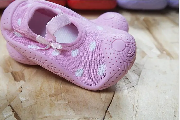 KiDaDndy/весенние носки для новорожденных; нескользящие носки для маленьких мальчиков с резиновой подошвой; носки для маленьких девочек; LMY010R - Цвет: Children Socks 6
