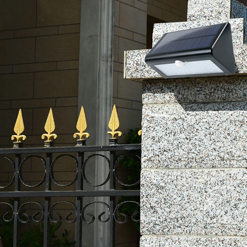 Садовый светильник на солнечной батарее 38 светодиодов уличный настенный с