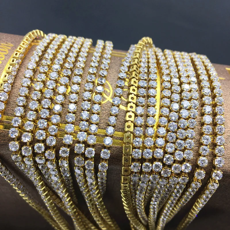 Циркониевая цепочка-коготь Золотая плотная цепочка с наконечником прозрачная