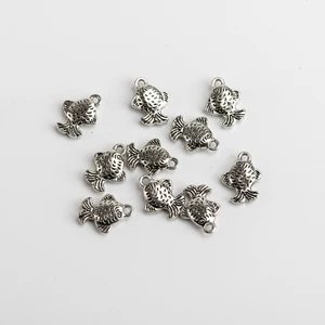 Подвеска из сплава сделай сам с мультяшными рыбками, оптовая продажа, бижутерия для костюмов, шармы, ювелирные изделия, фурнитура и компоненты для изготовления ювелирных изделий # JZ524