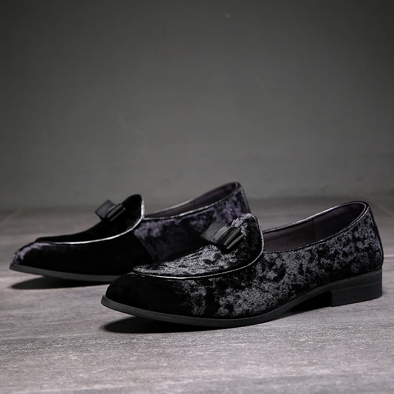 Yomior Flock Pointed Toe Men Leather Shoes New Dress Shoes Handmade Loafers Formal Shoes Business Suit Wedding Shoes Big Size