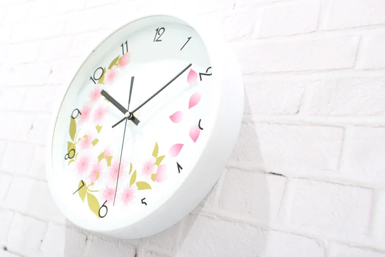world outside the garden wall clock flowers florid fashion watches quartz mute simple creative free shipping | Дом и сад