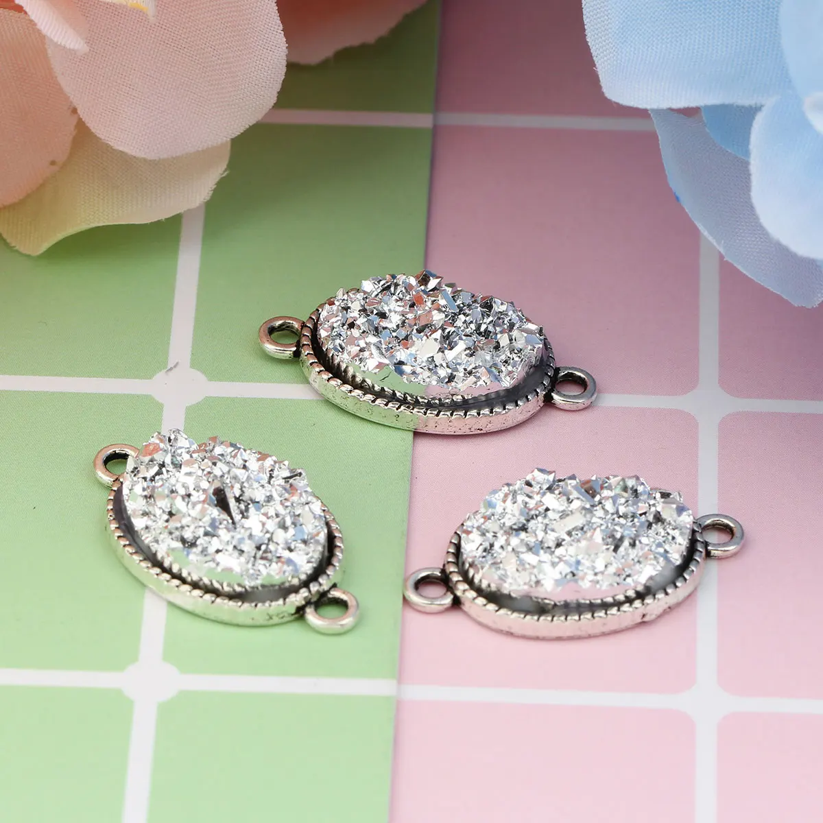 Серия Druzy сплав эллиптический Шарм Разъем AB Цвет Матовый круглый полимерный патч