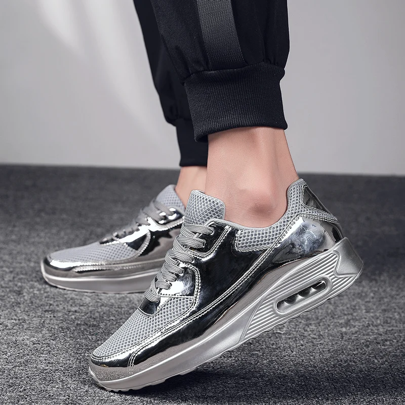 Мужские кроссовки для бега с воздушной подушкой золотистого и серебристого