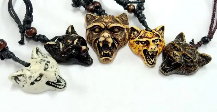 5 ожерелье племенная имитация резная голова Волка на черном вощеном шнуре из