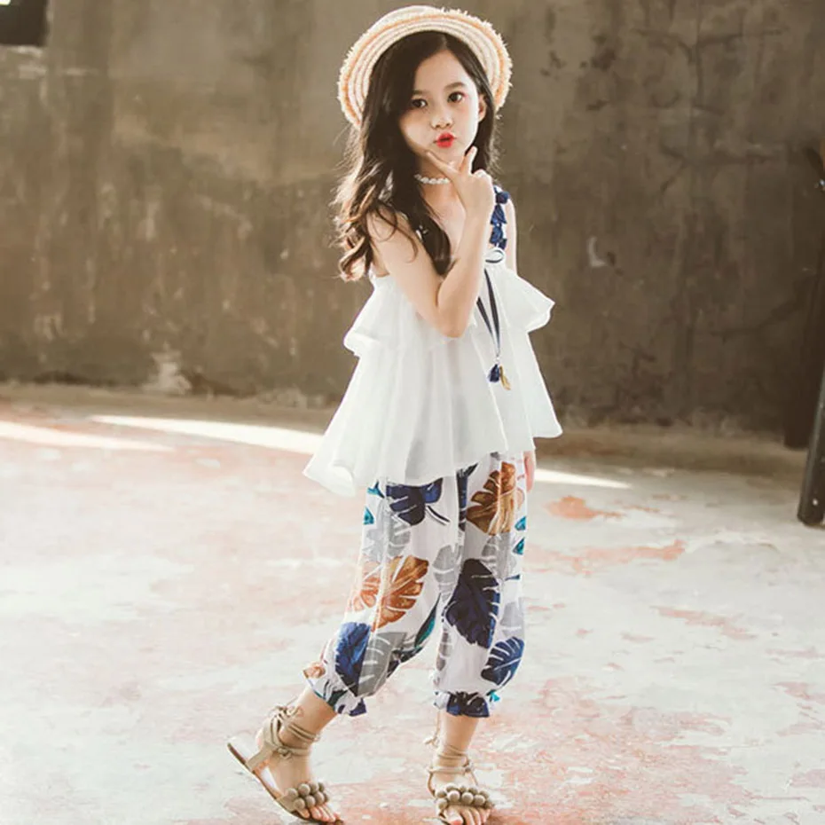 Комплект одежды для девочек жилет с кружевным вырезом + штаны цветочным принтом