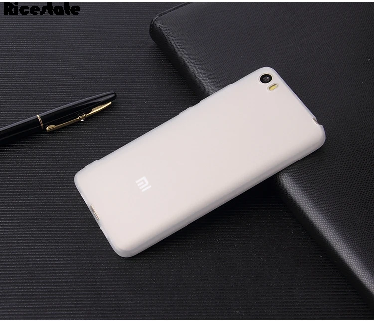 Для Xiaomi Mi 5 ультратонкие, прозрачные и матовые яркие однотонные мягкие чехол для Xiaomi Mi 5 Задний защитный силиконовый чехол - Цвет: Белый