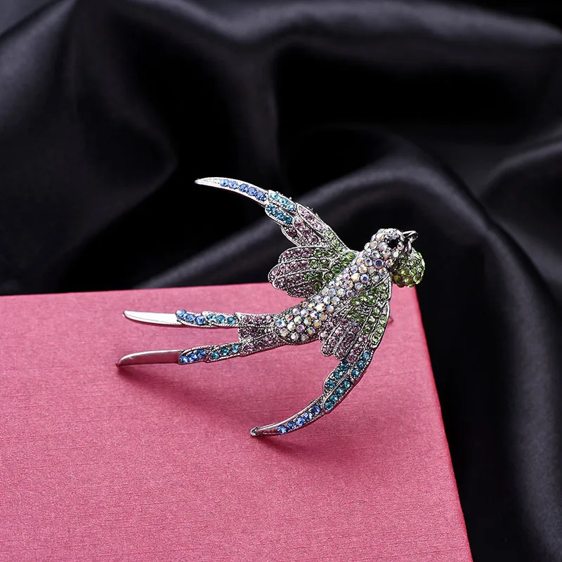 2018 New Brooch Best Selling Fashion Painted Swallow Exquisite Wild Clothing Accessories Unisex Gifts Souvenir | Украшения и