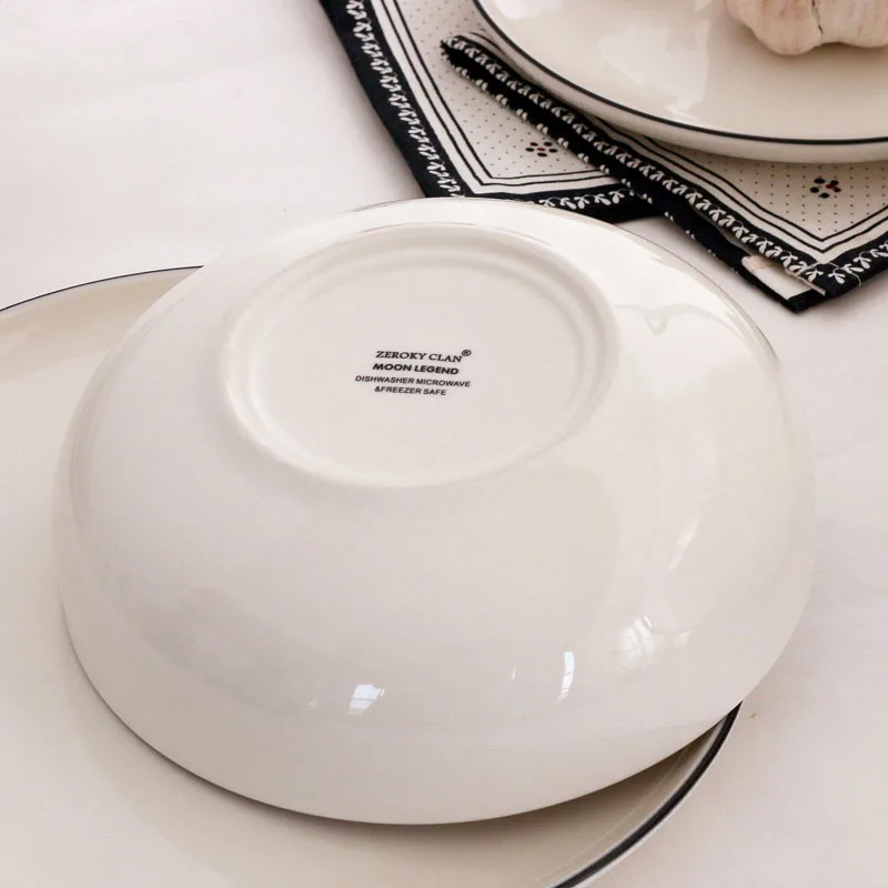 Лаконичные белые керамические столовые приборы с черной оправой европейские