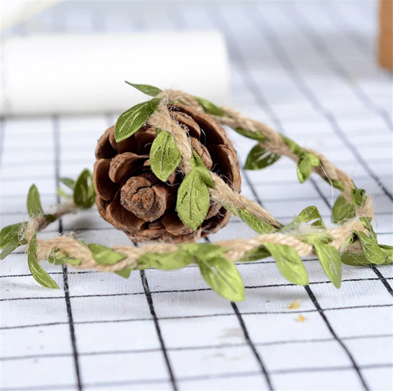 Пеньковая веревка с искусственными зелеными листьями длиной 10 метров